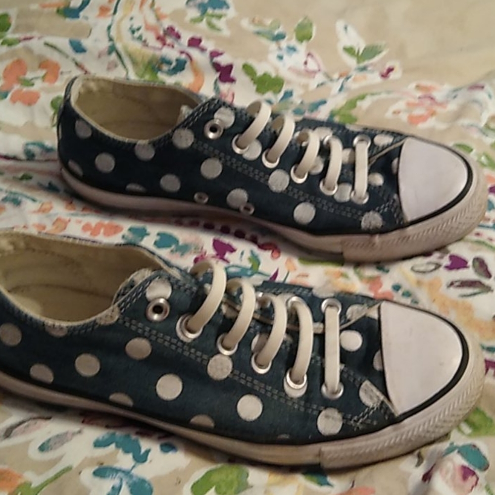 Ridiculously cute Converse